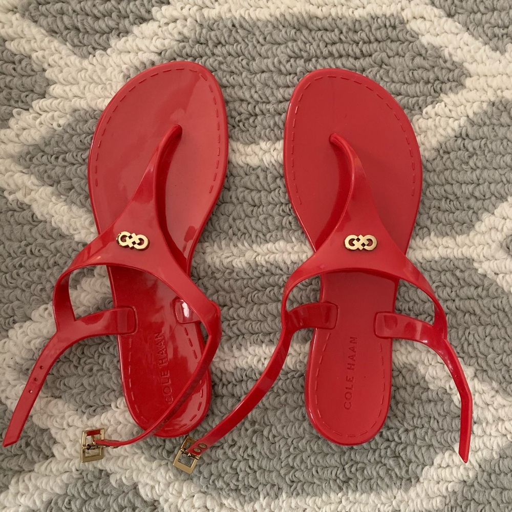 Women’s sandals